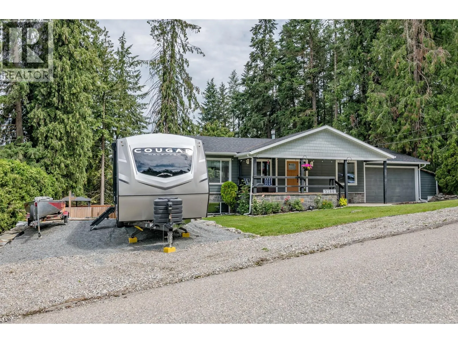3286 Upper McLeod Road