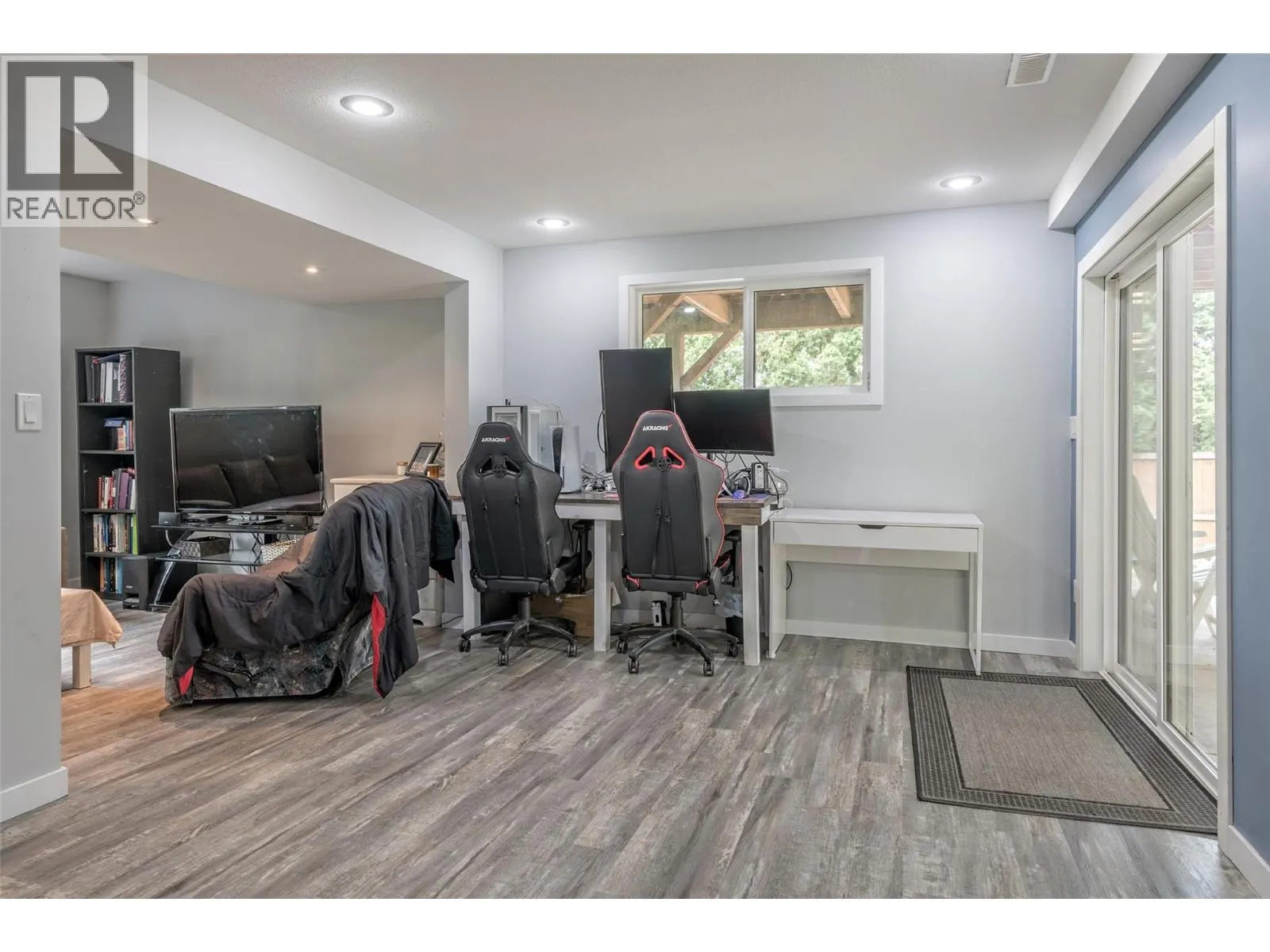 3286 Upper McLeod Road