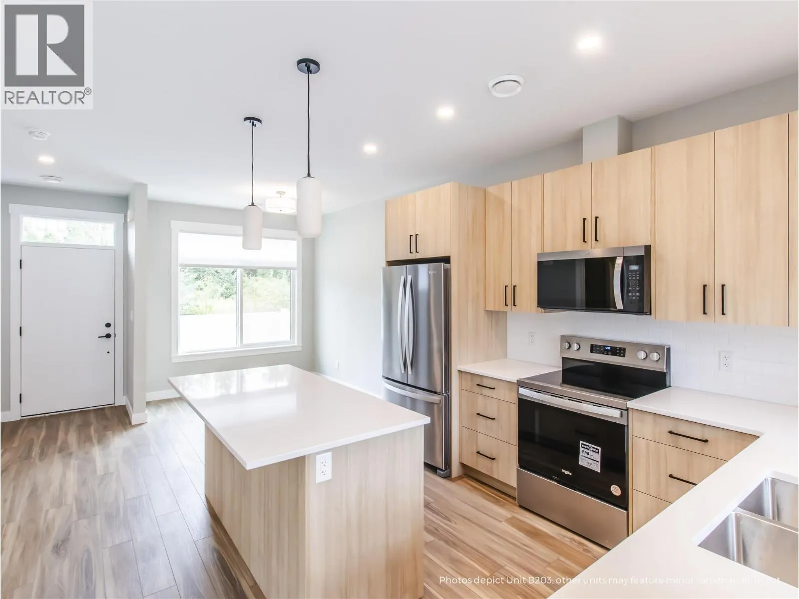 2110 11 Avenue NE Unit# B204