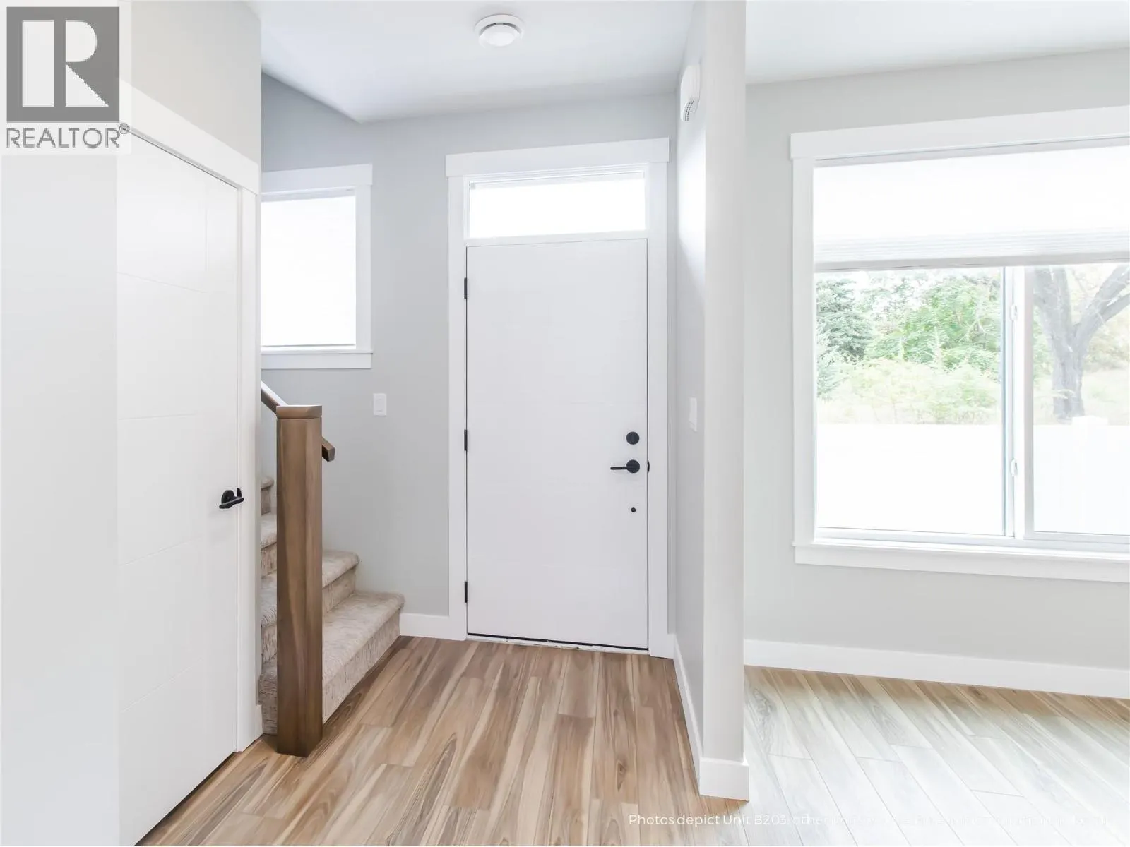 2110 11 Avenue NE Unit# B204