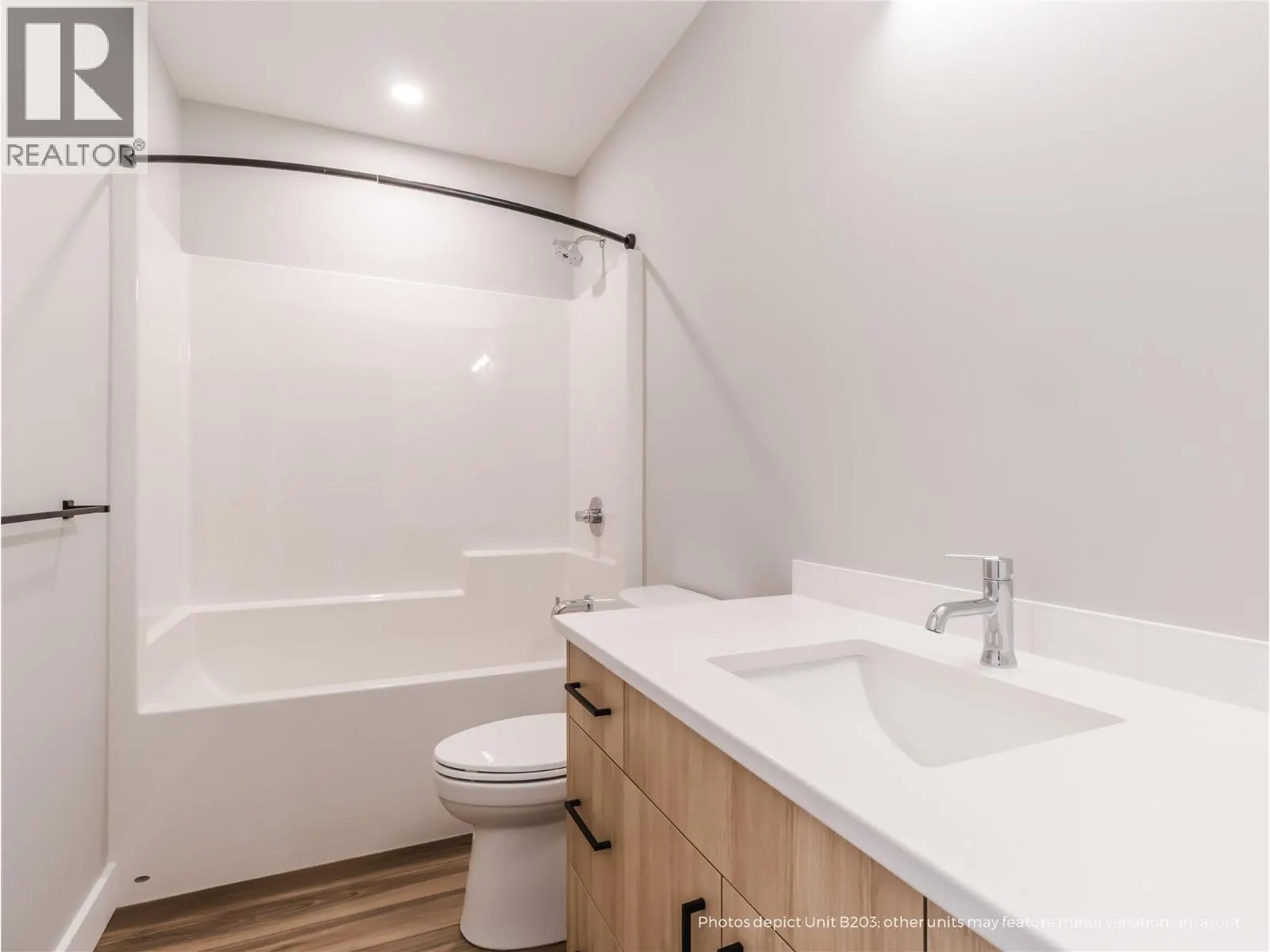 2110 11 Avenue NE Unit# B204