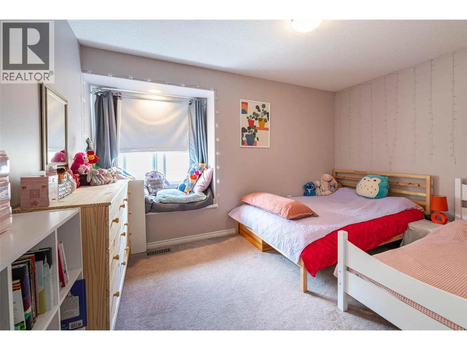 400 Fortress Crescent
