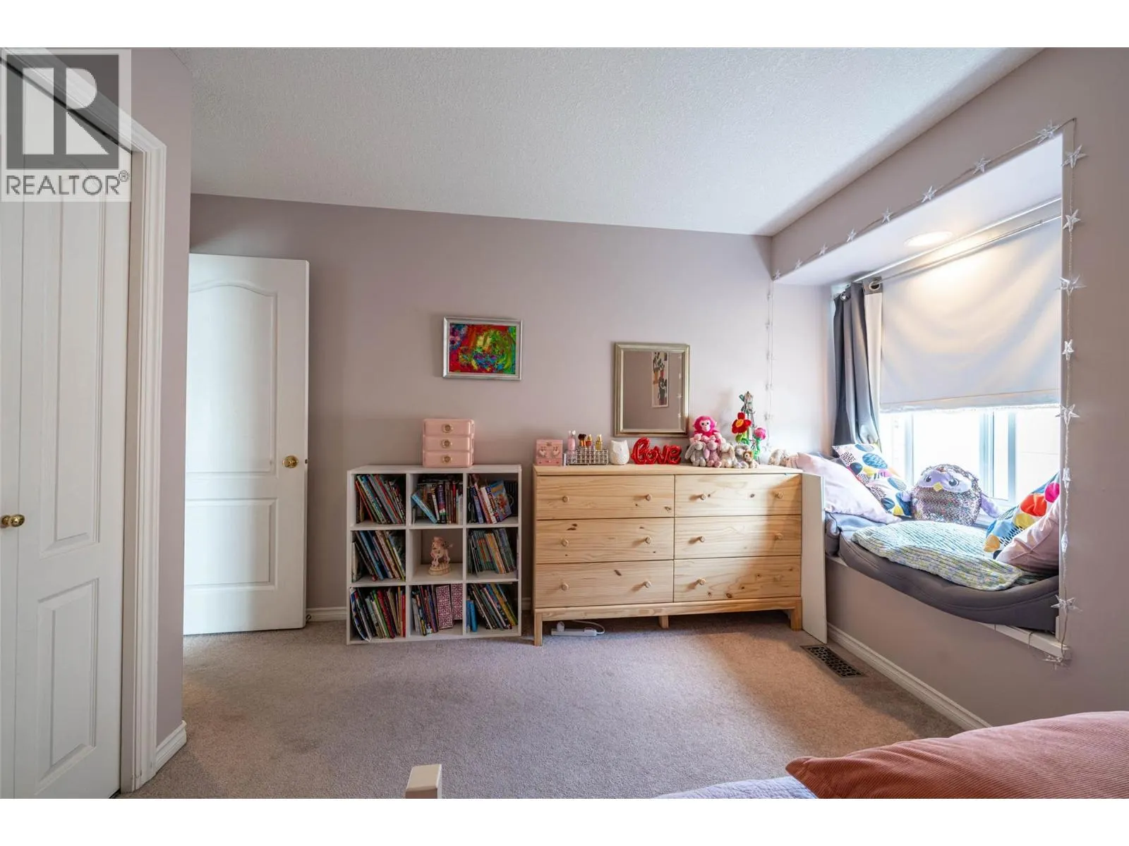 400 Fortress Crescent