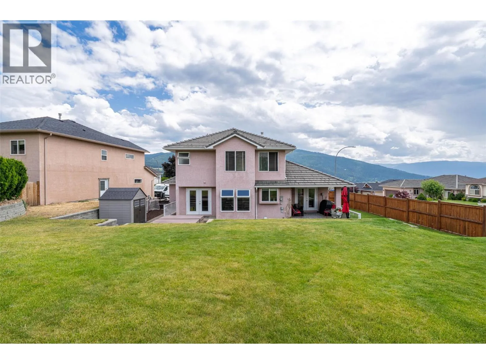 400 Fortress Crescent