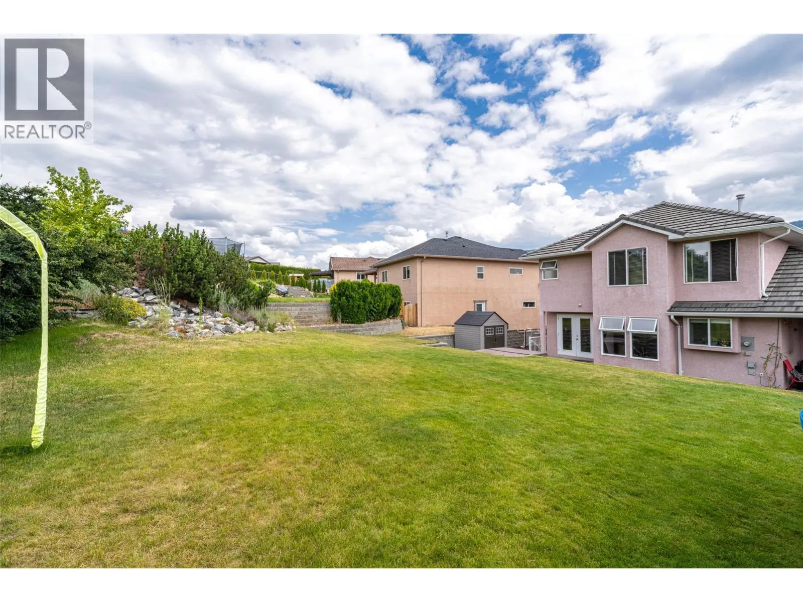 400 Fortress Crescent