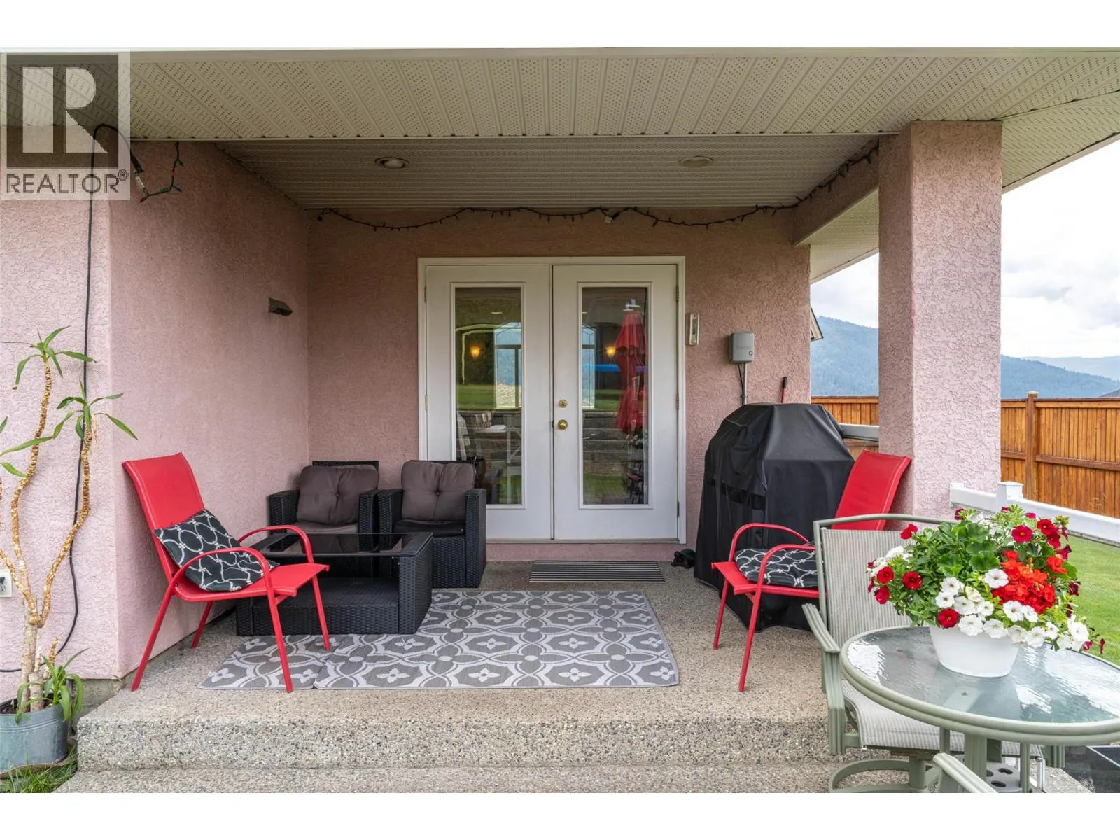 400 Fortress Crescent
