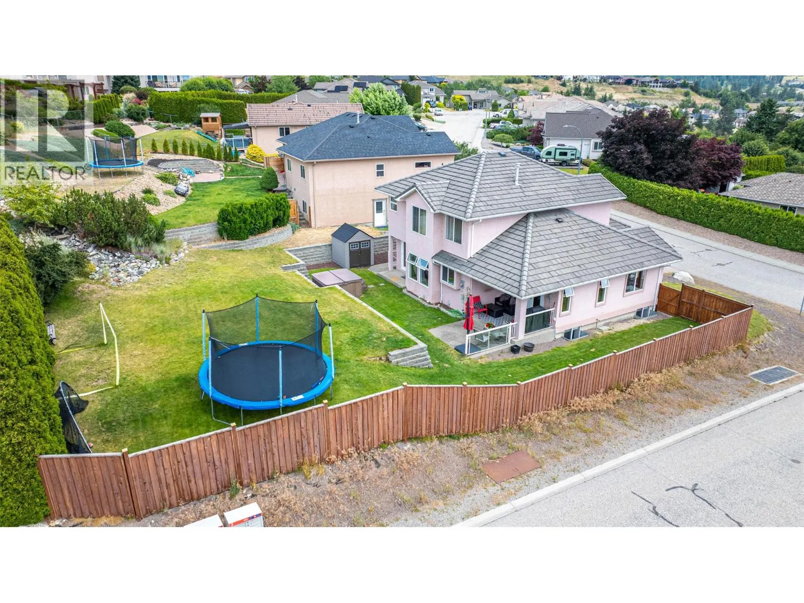 400 Fortress Crescent