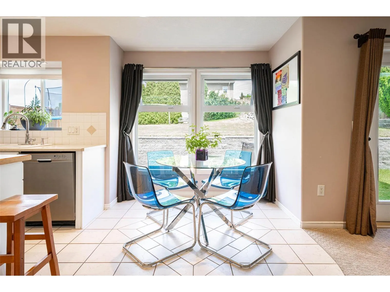 400 Fortress Crescent