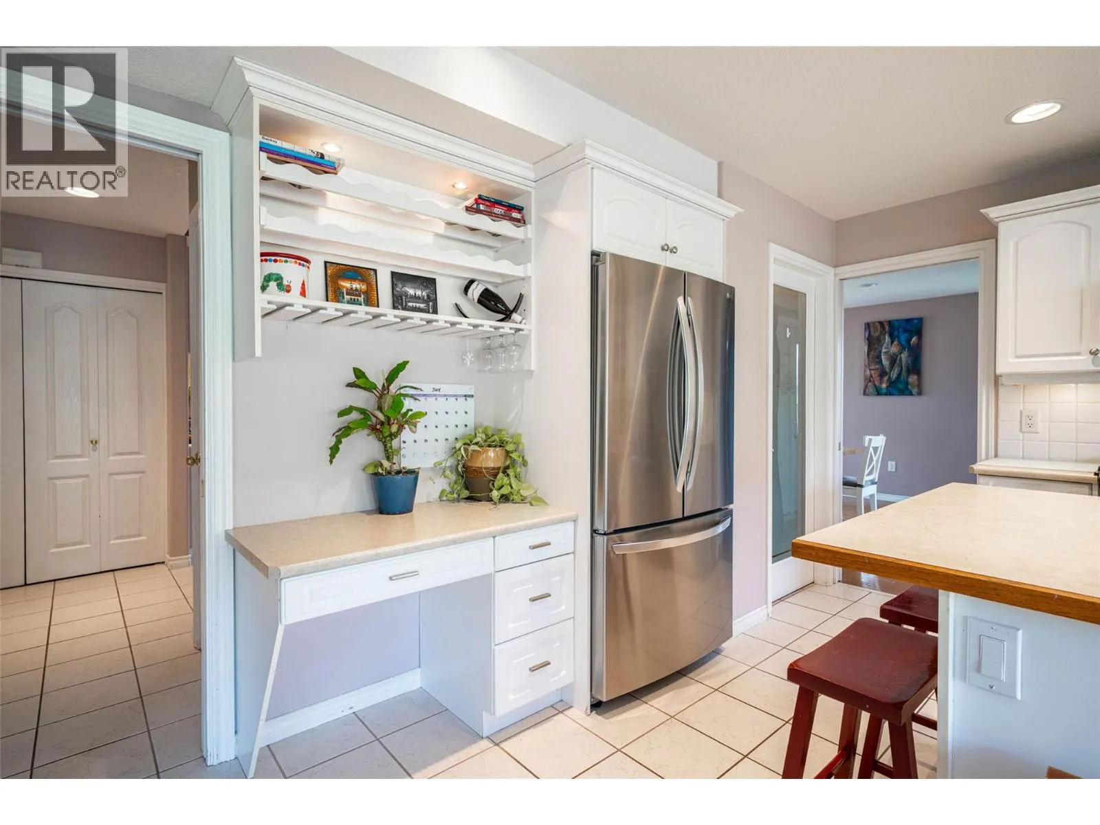 400 Fortress Crescent