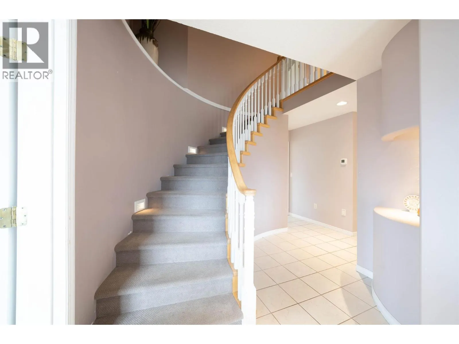 400 Fortress Crescent