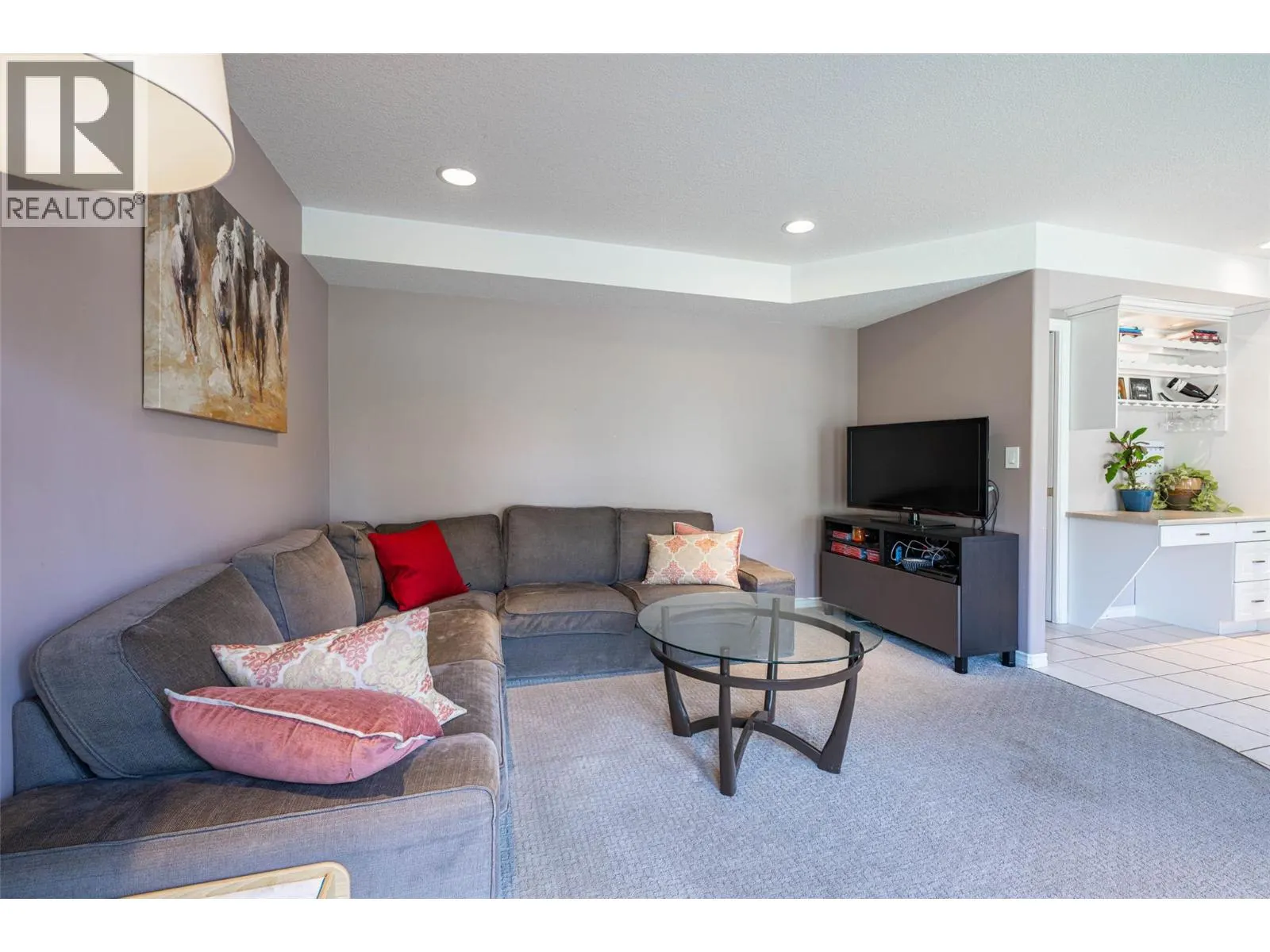 400 Fortress Crescent