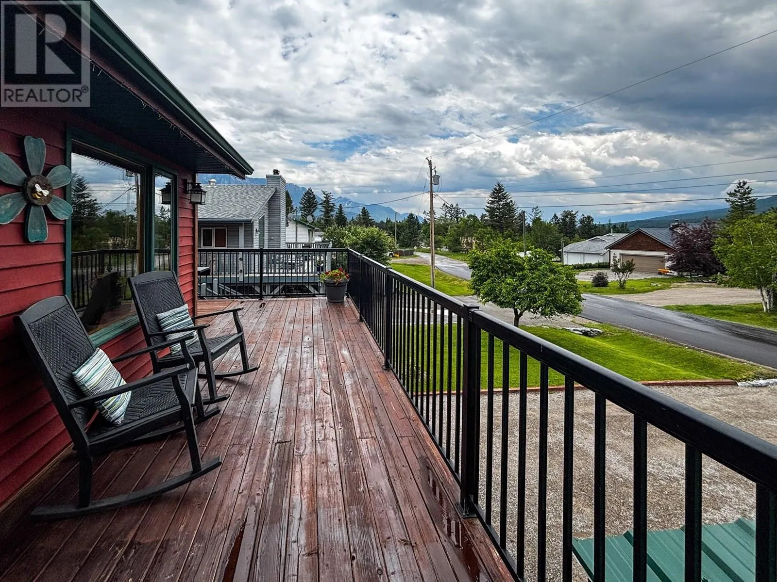 4761 CRESCENTWOOD Drive