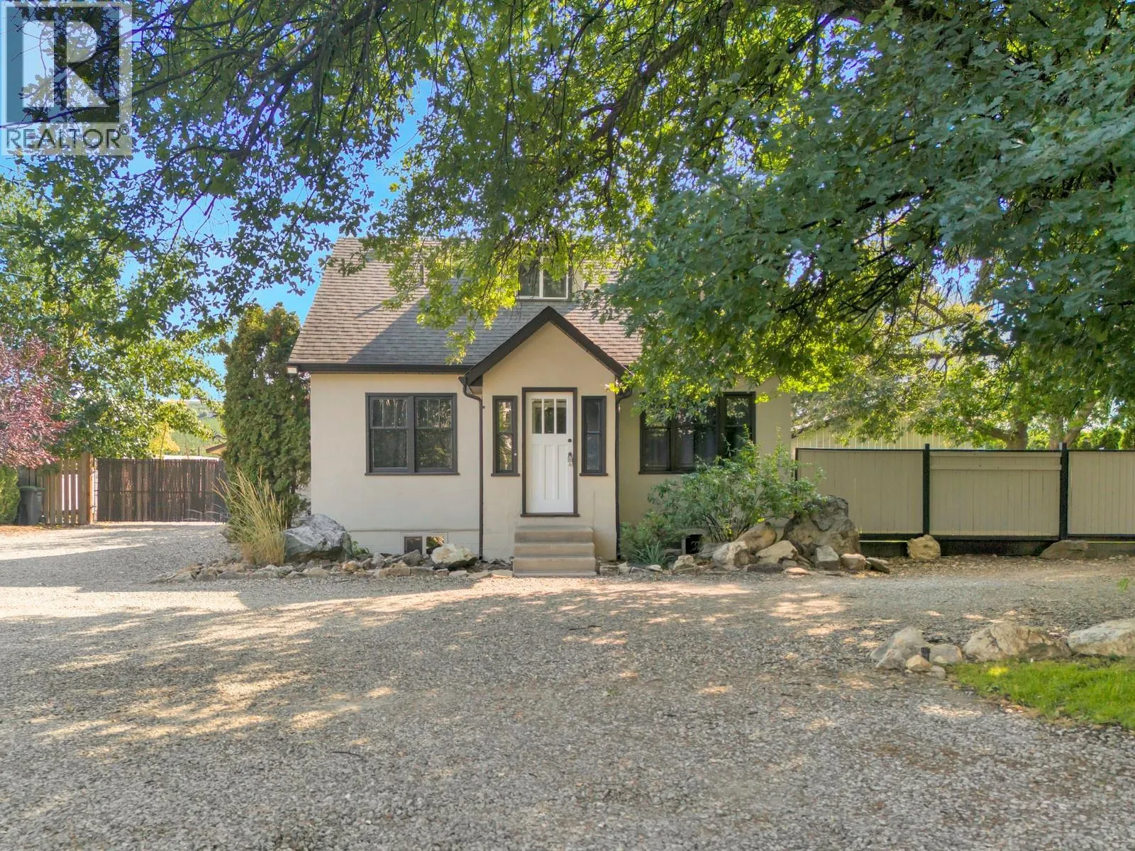 431 Valley Road