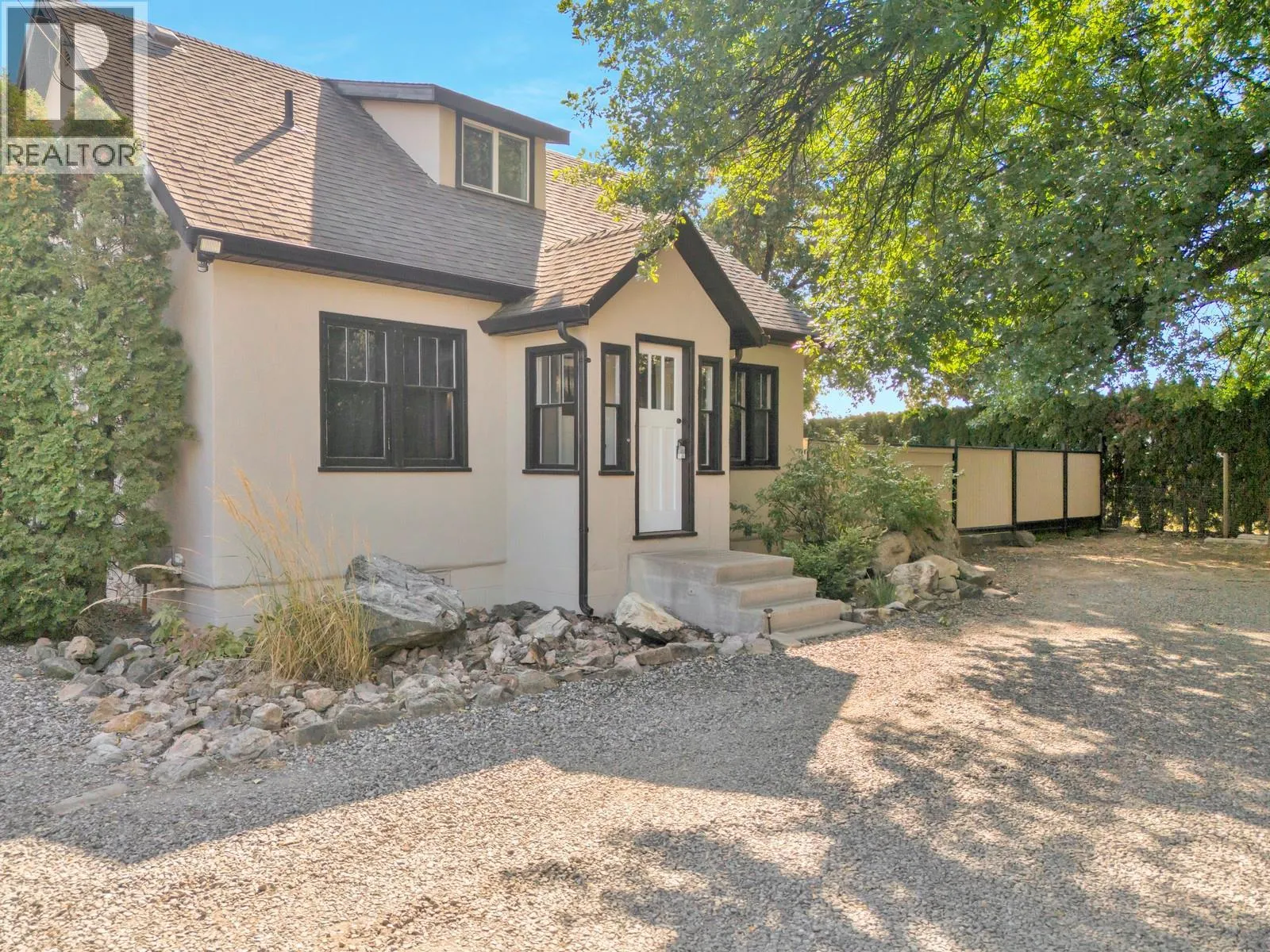 431 Valley Road