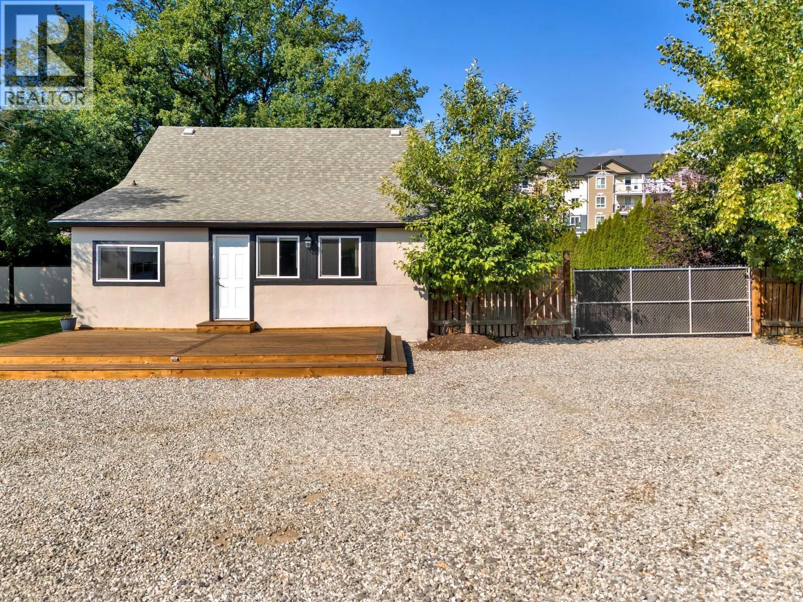 431 Valley Road