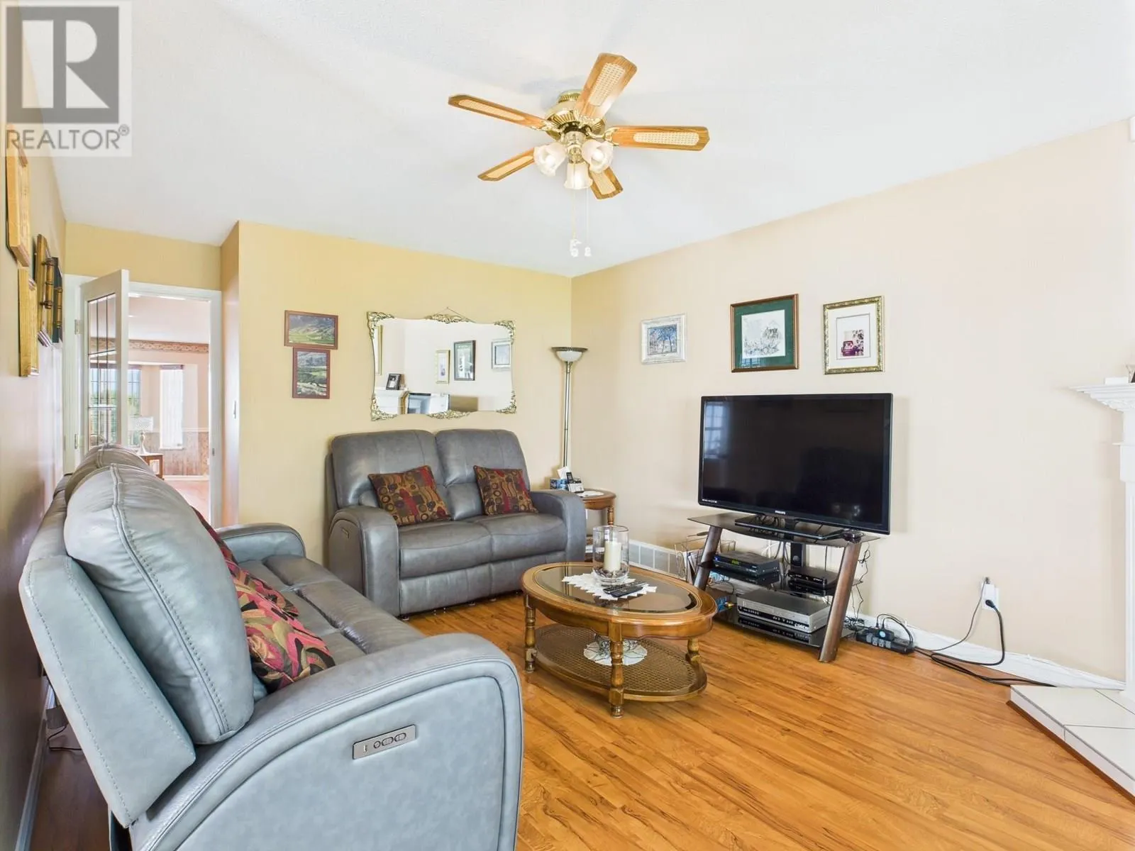 12102 Golf Course Drive