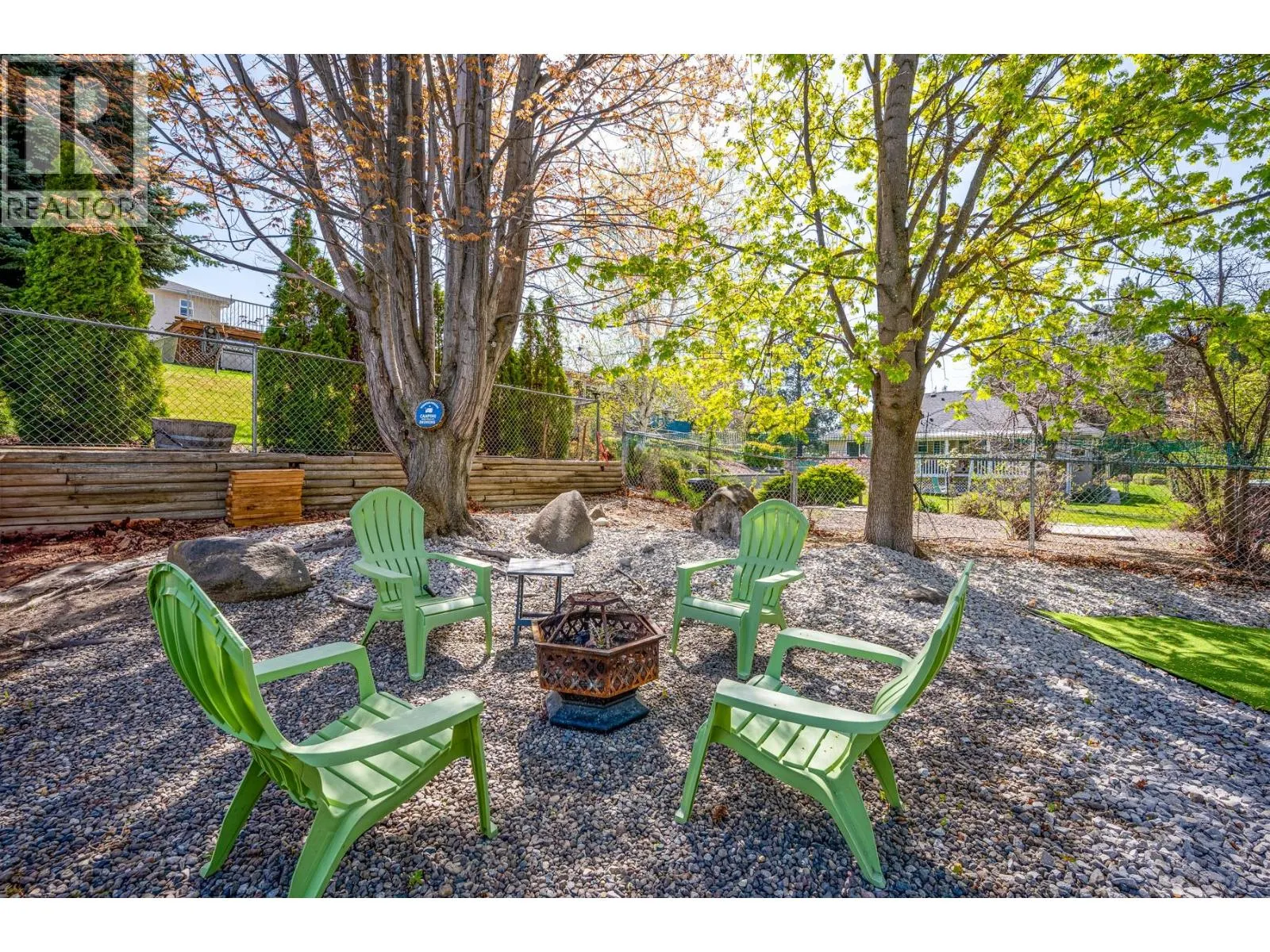 1141 Lynden Road