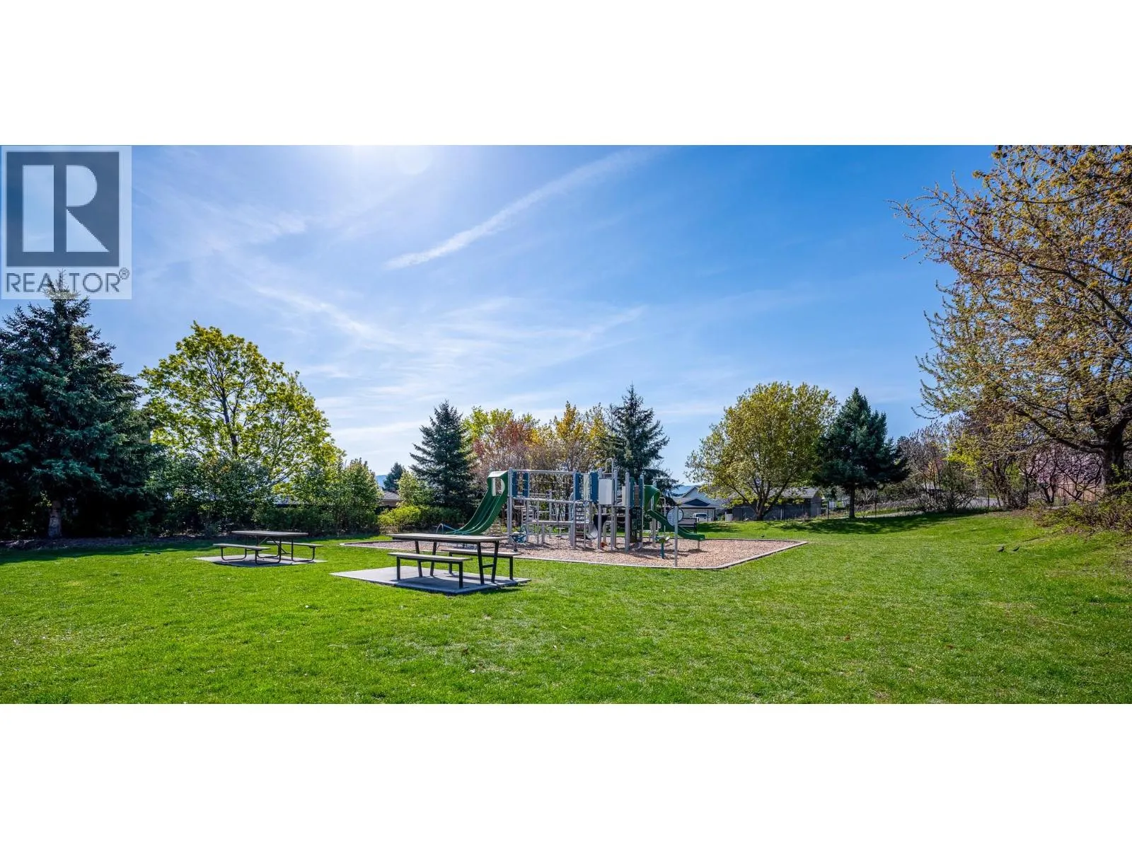 1141 Lynden Road