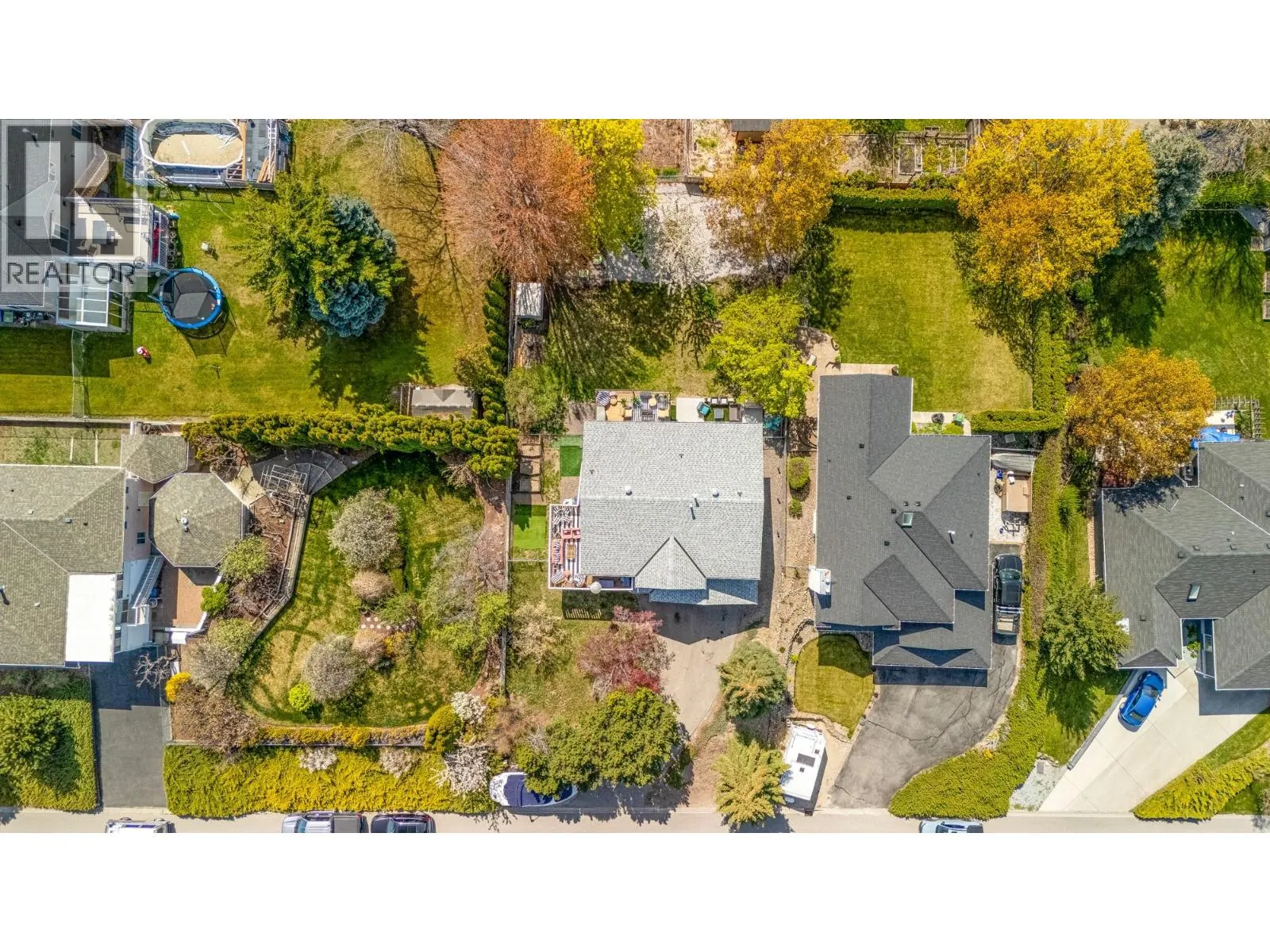 1141 Lynden Road