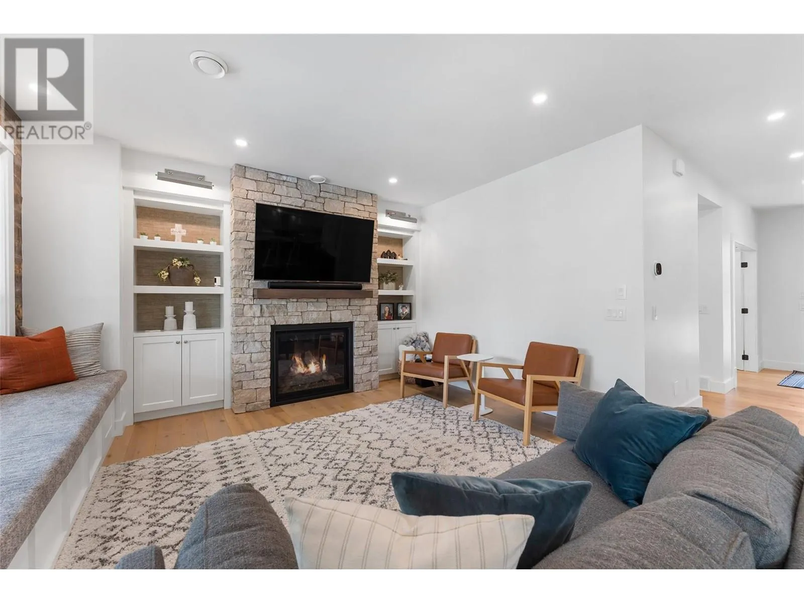 3558 Spiers Road