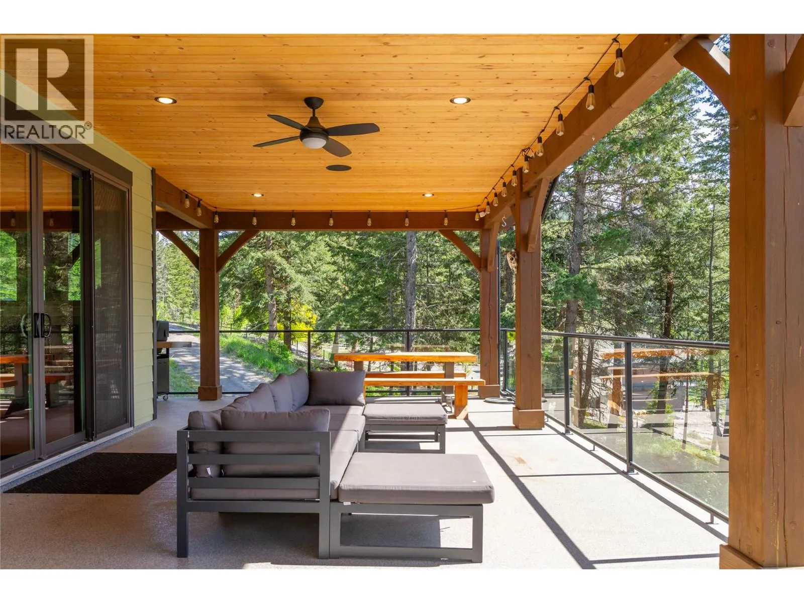 6080 Lynx Drive