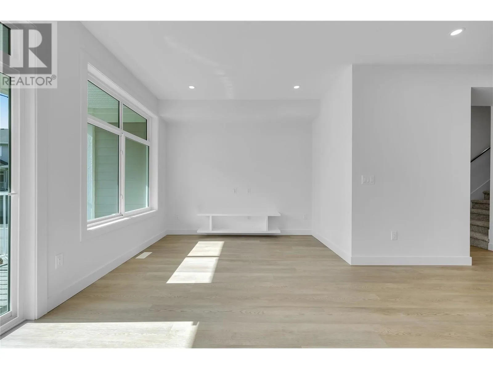 5300 Main Street Unit# 118