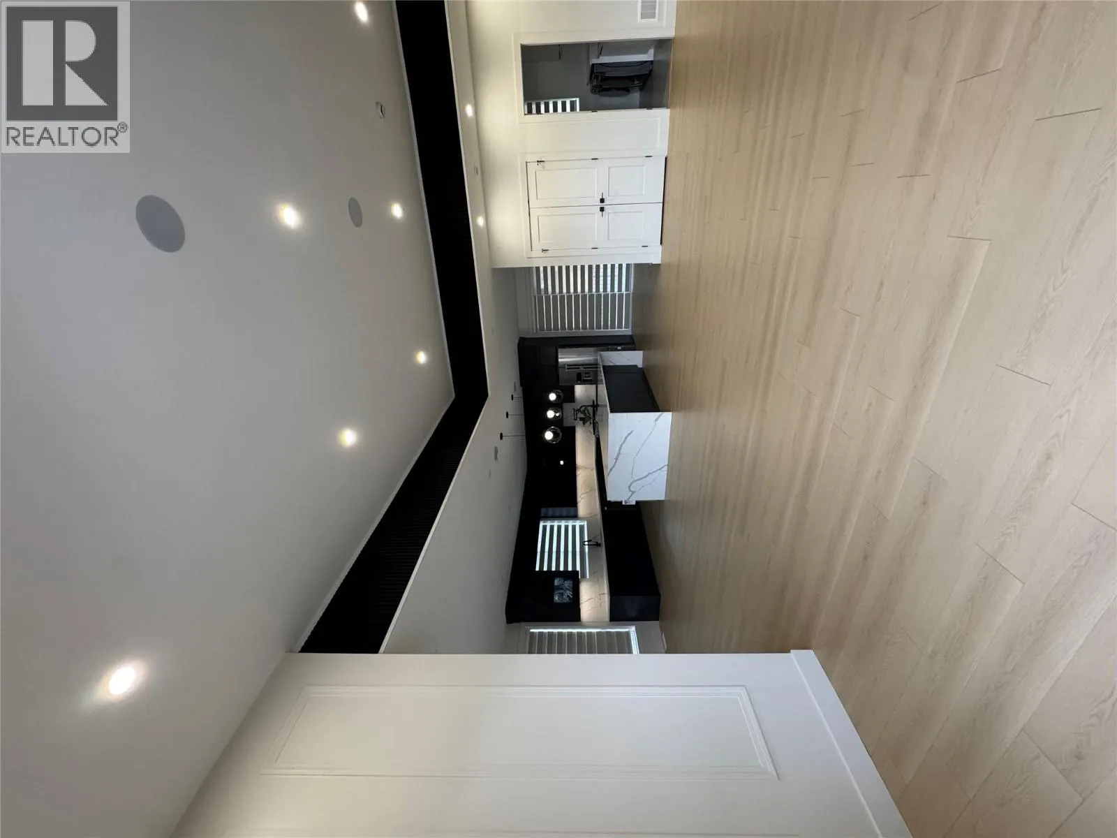 3806 Torrey Pines Drive