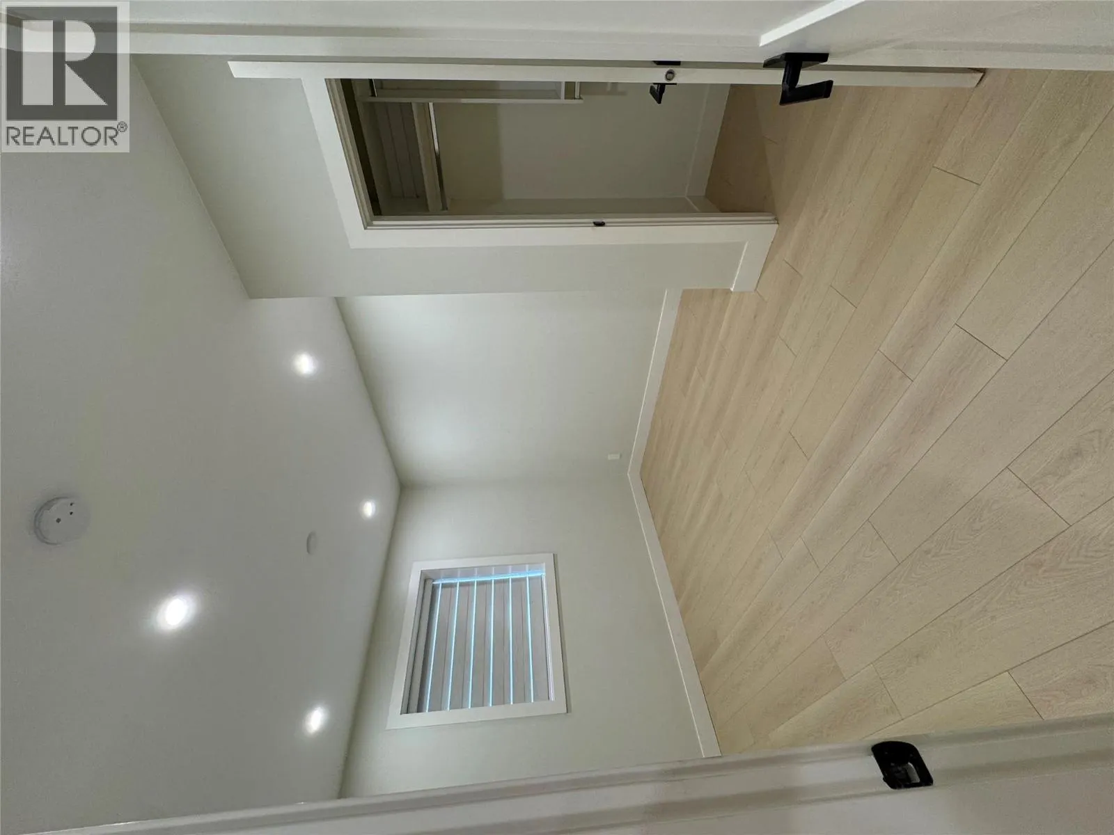 3806 Torrey Pines Drive