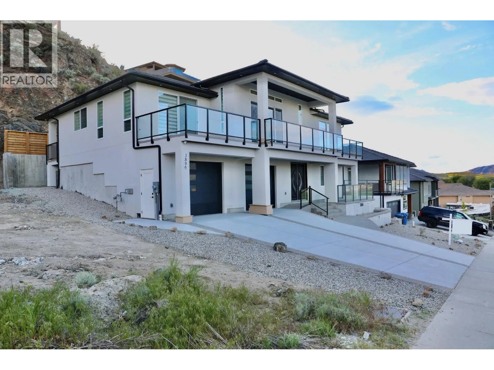 3806 Torrey Pines Drive