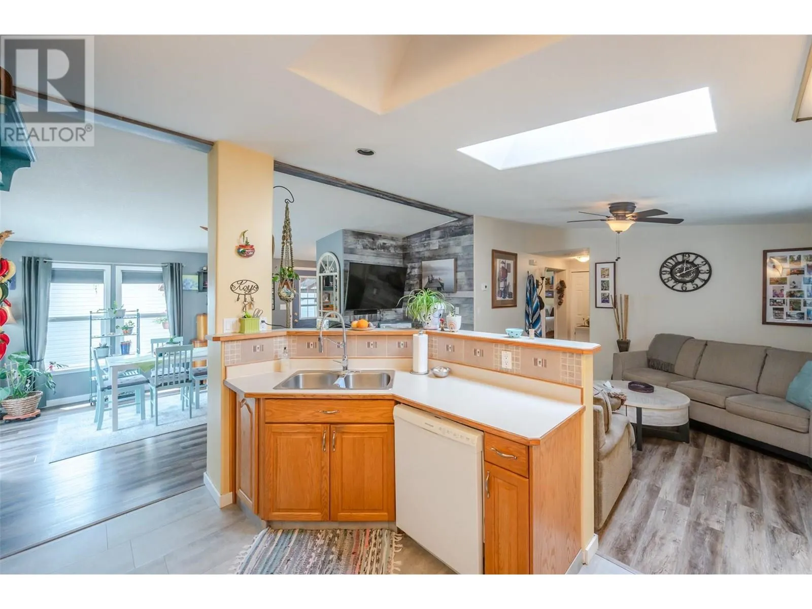 4505 McLean Creek Road Unit# F6