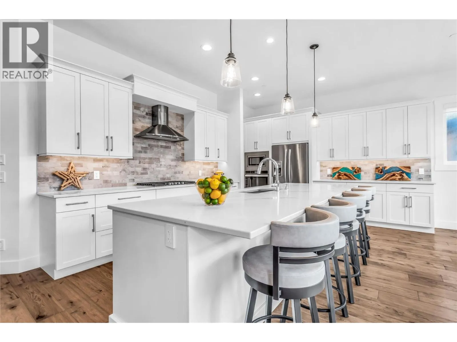 3452 Blue Grass Lane
