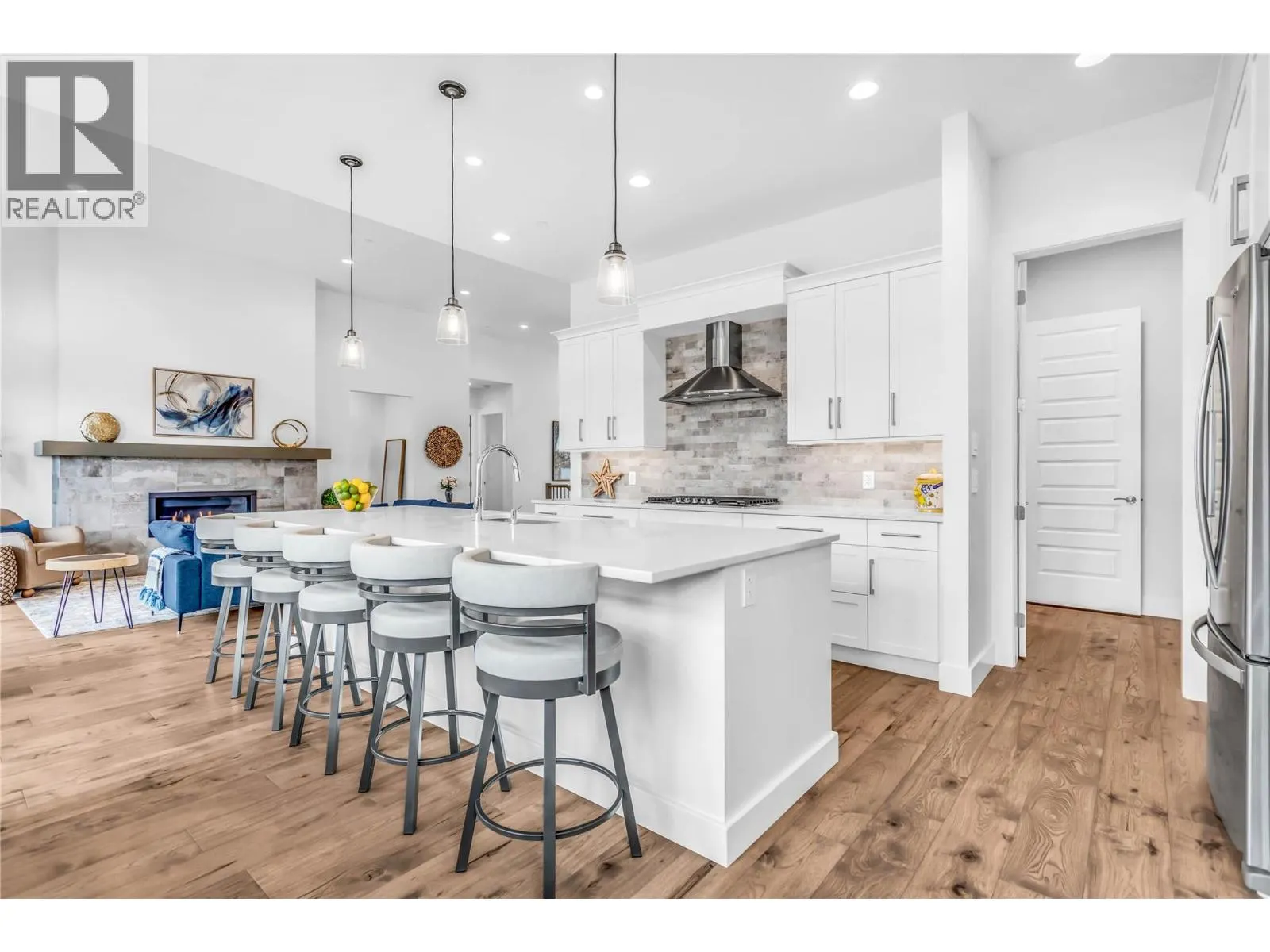 3452 Blue Grass Lane