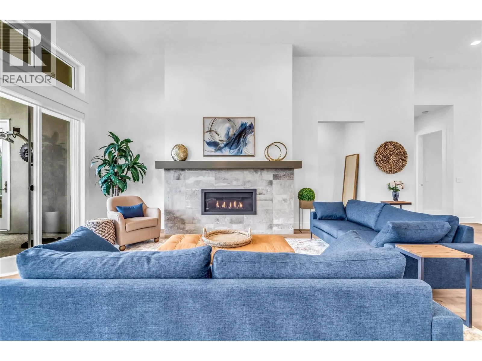 3452 Blue Grass Lane