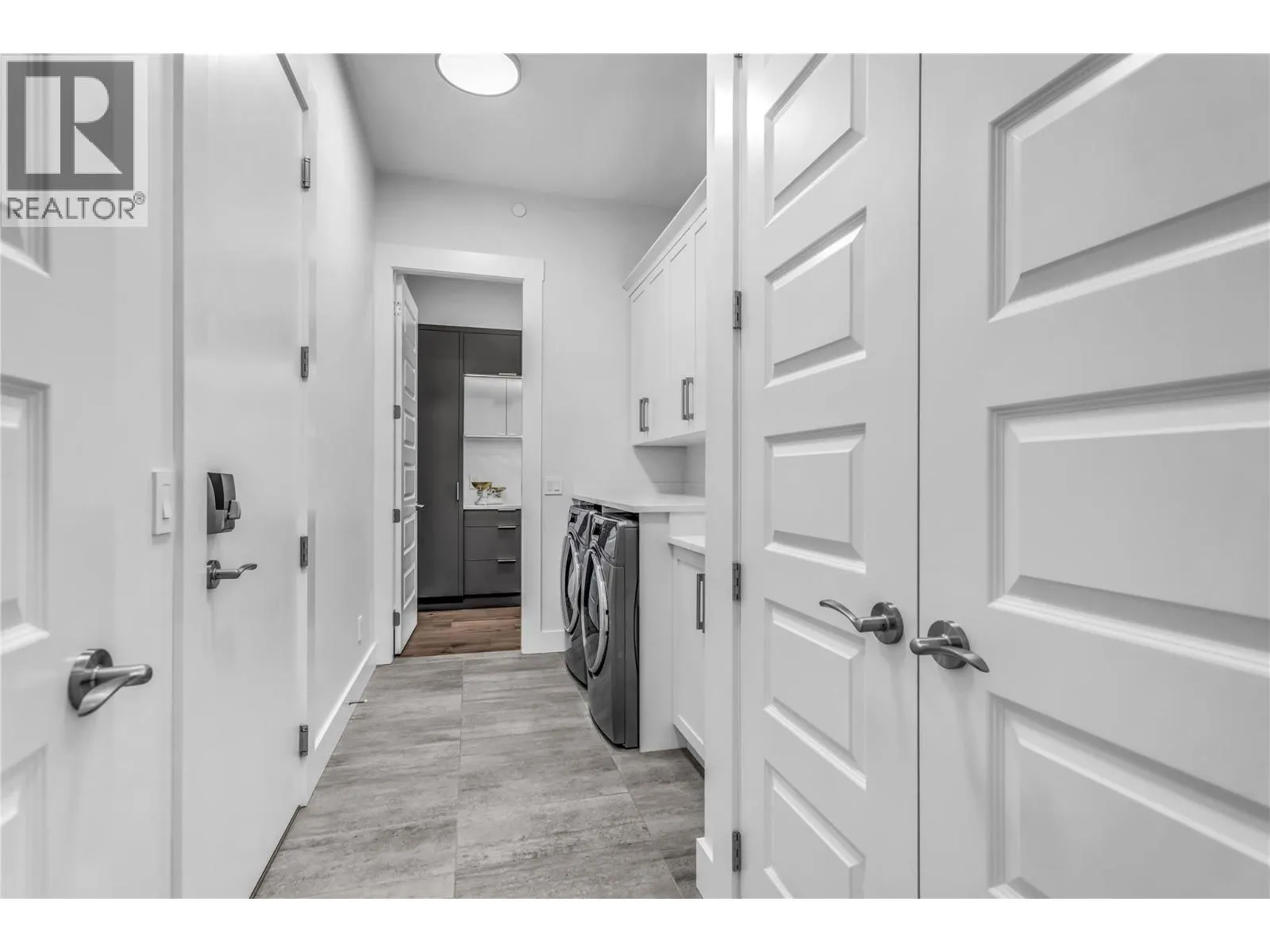 3452 Blue Grass Lane