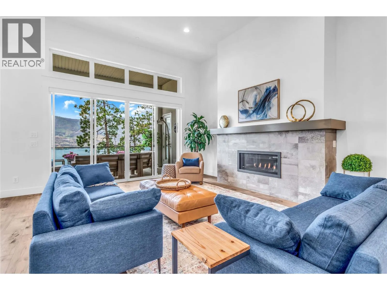 3452 Blue Grass Lane