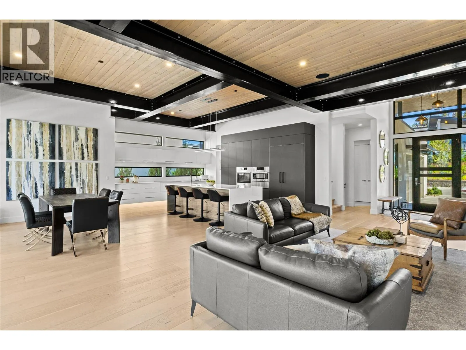 9696 Benchland Drive