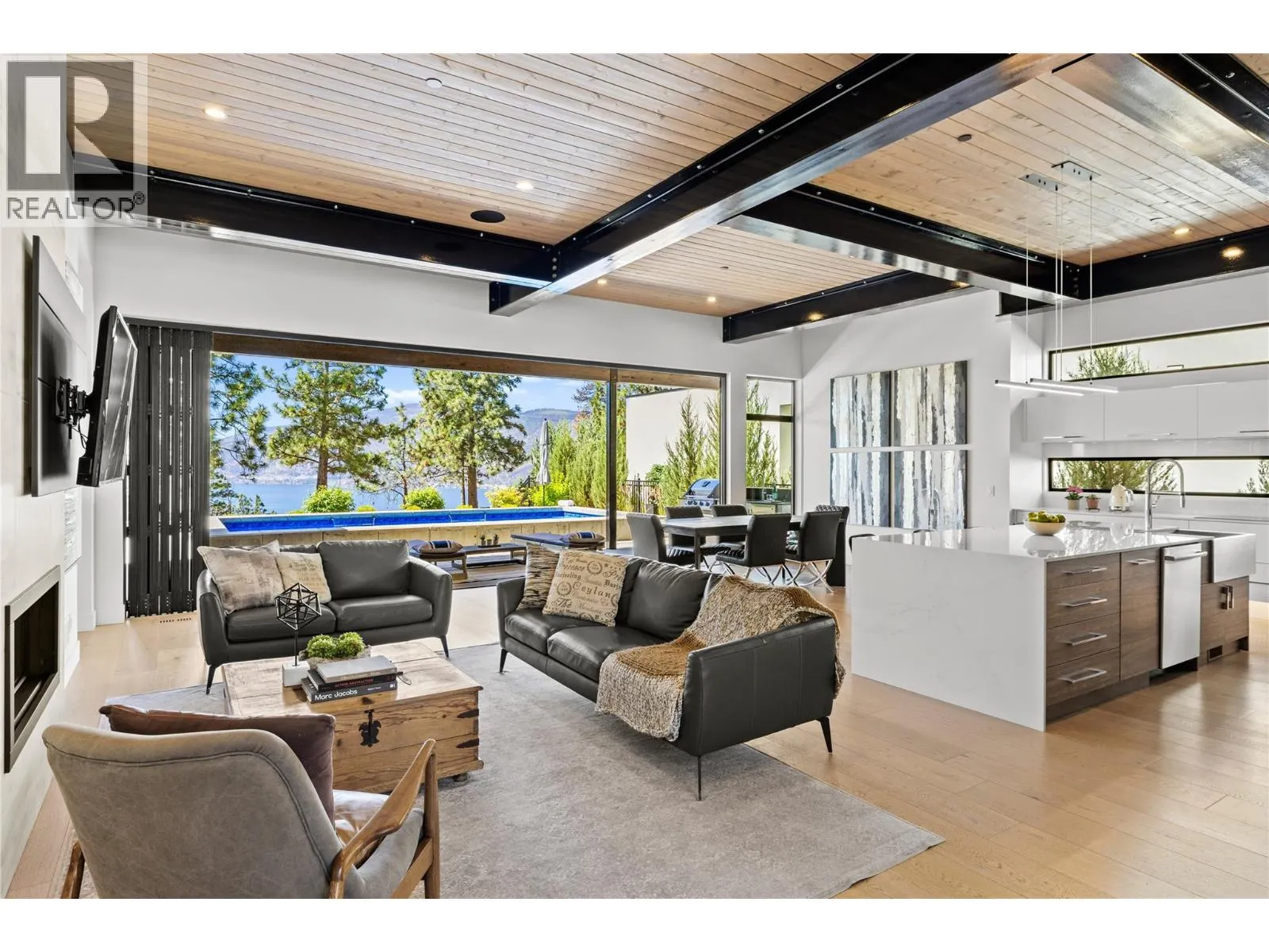 9696 Benchland Drive