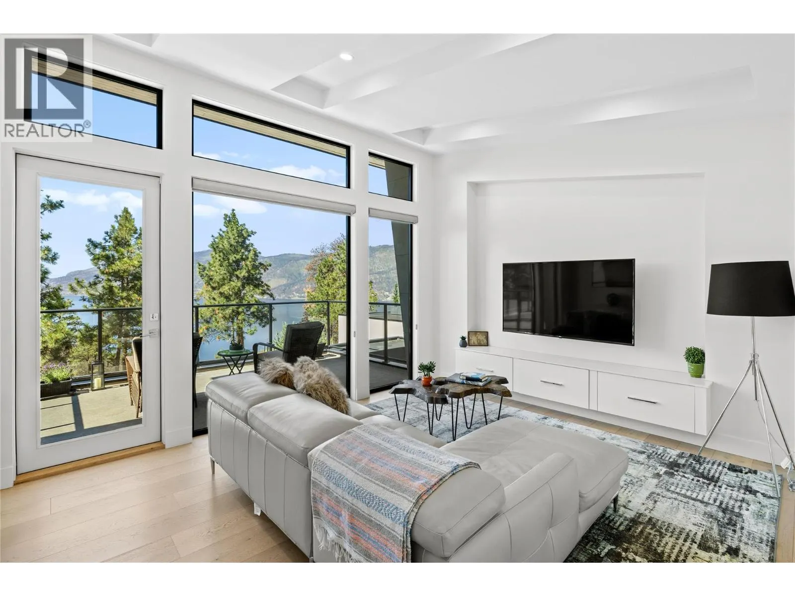 9696 Benchland Drive