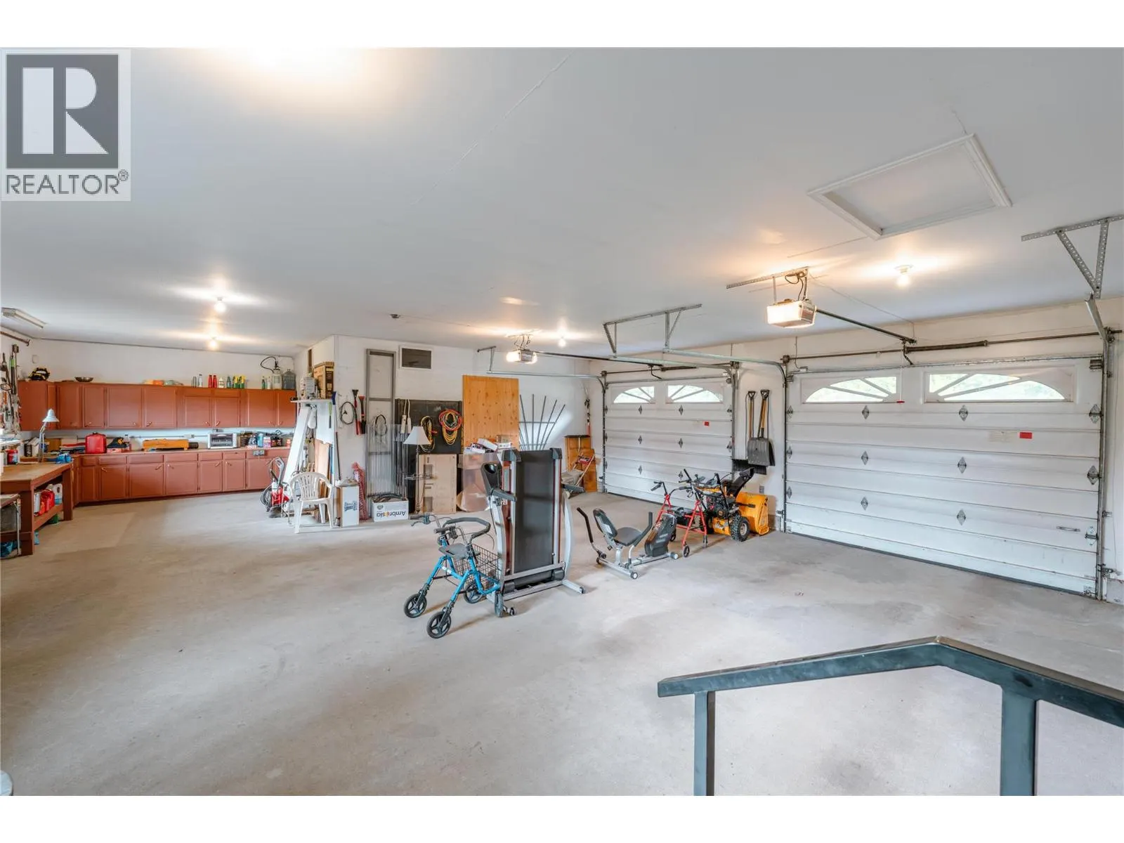 139 Track Street Street E