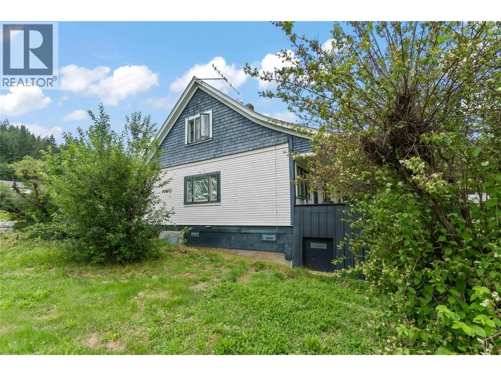 199 Cliff View Drive