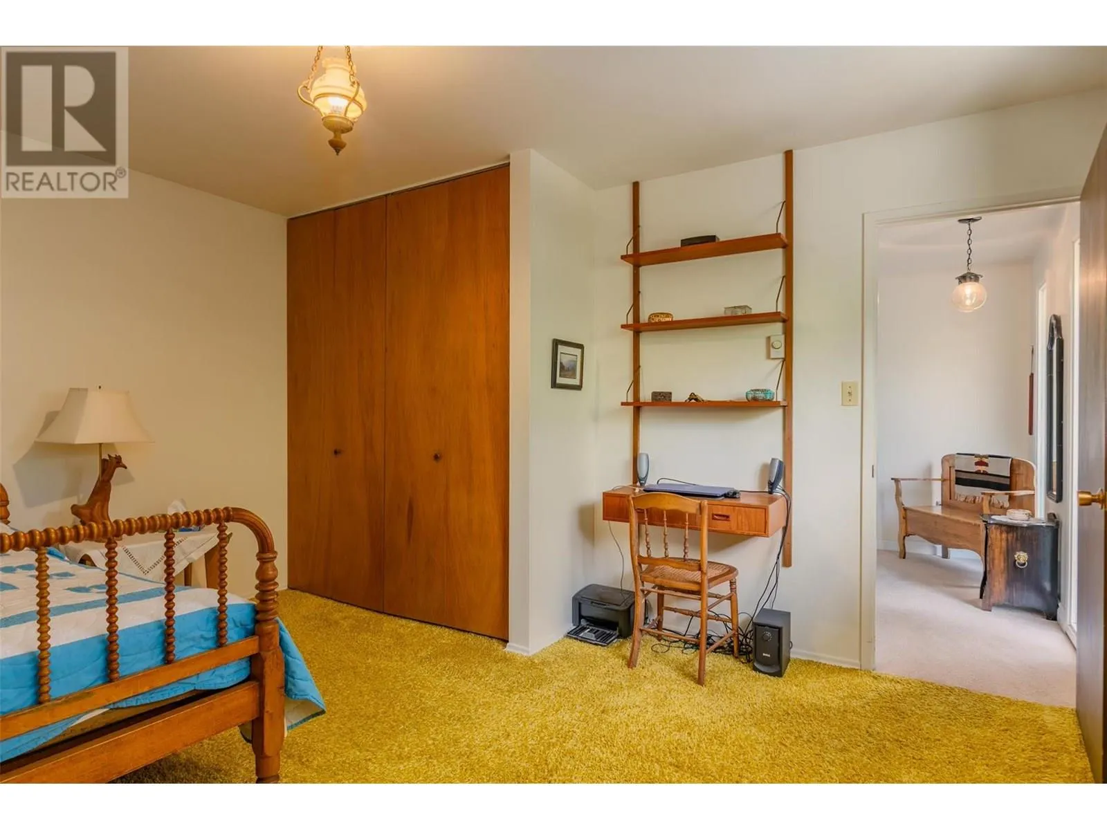 1669 Ridgewood Drive