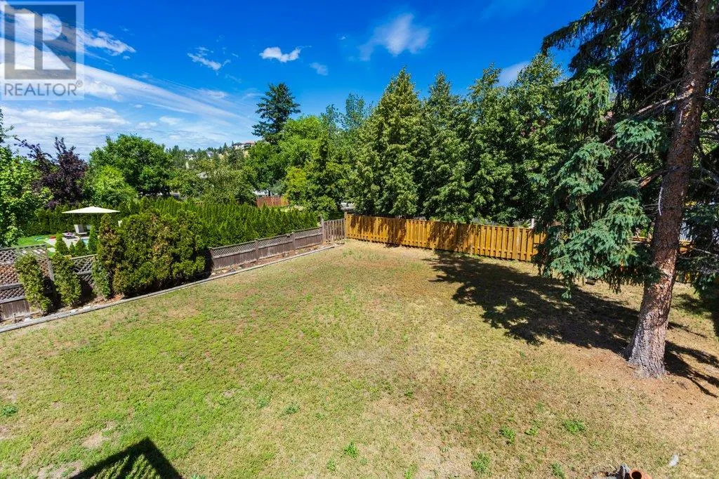 4541 Gordon Drive