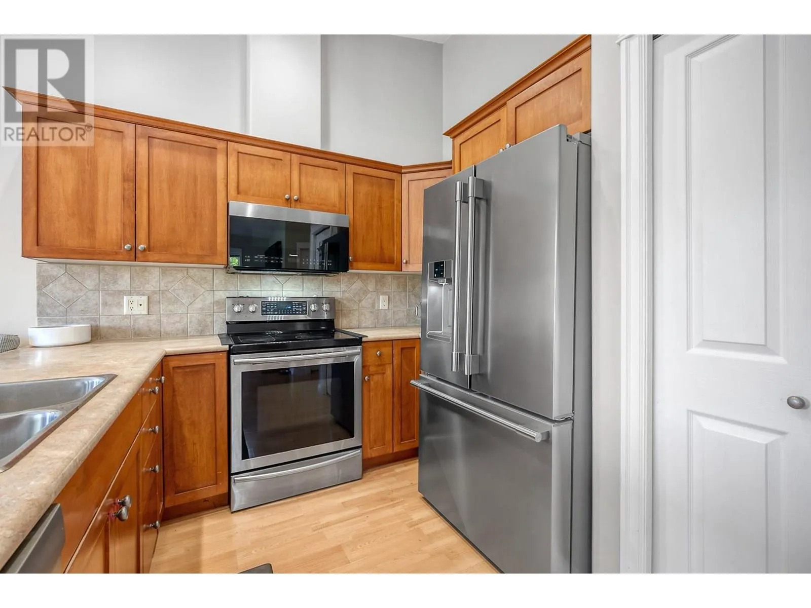 245 Snowsell Street Unit# 101