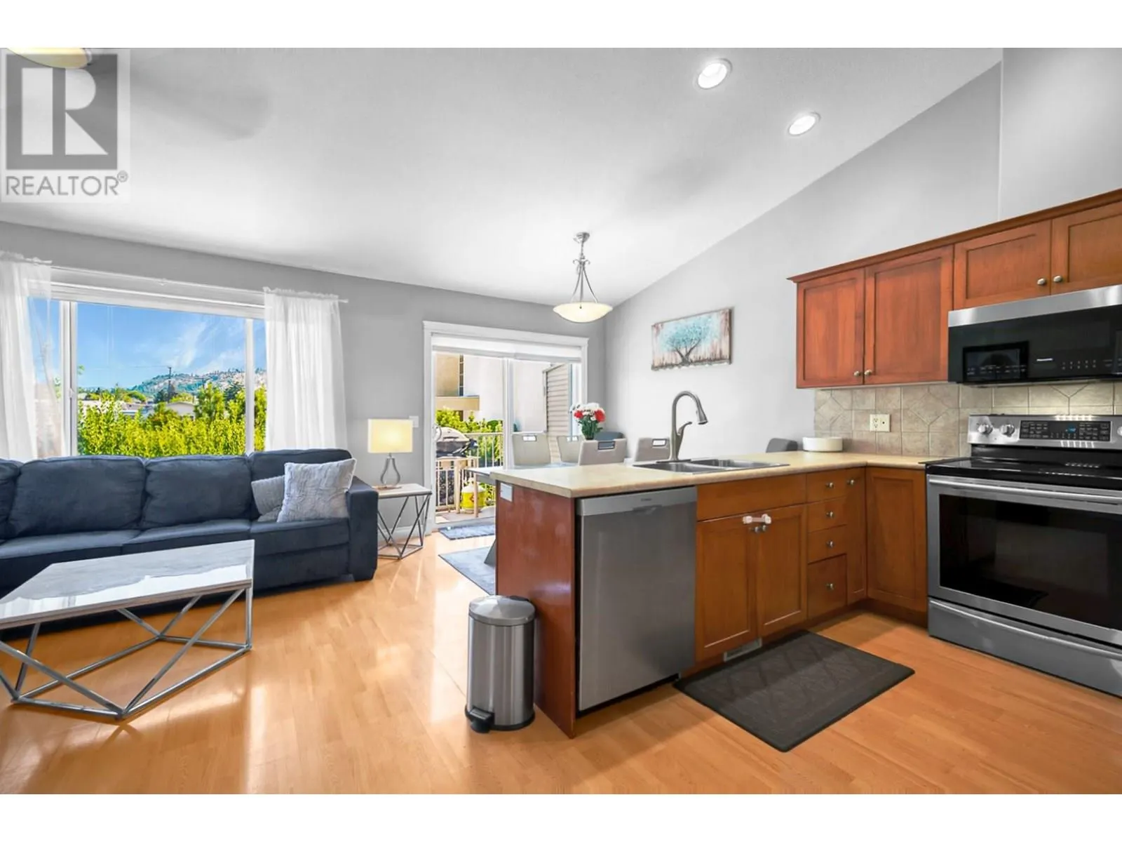 245 Snowsell Street Unit# 101