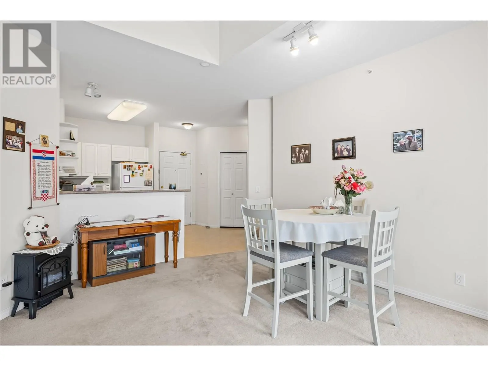 1950 Durnin Road Unit# 402