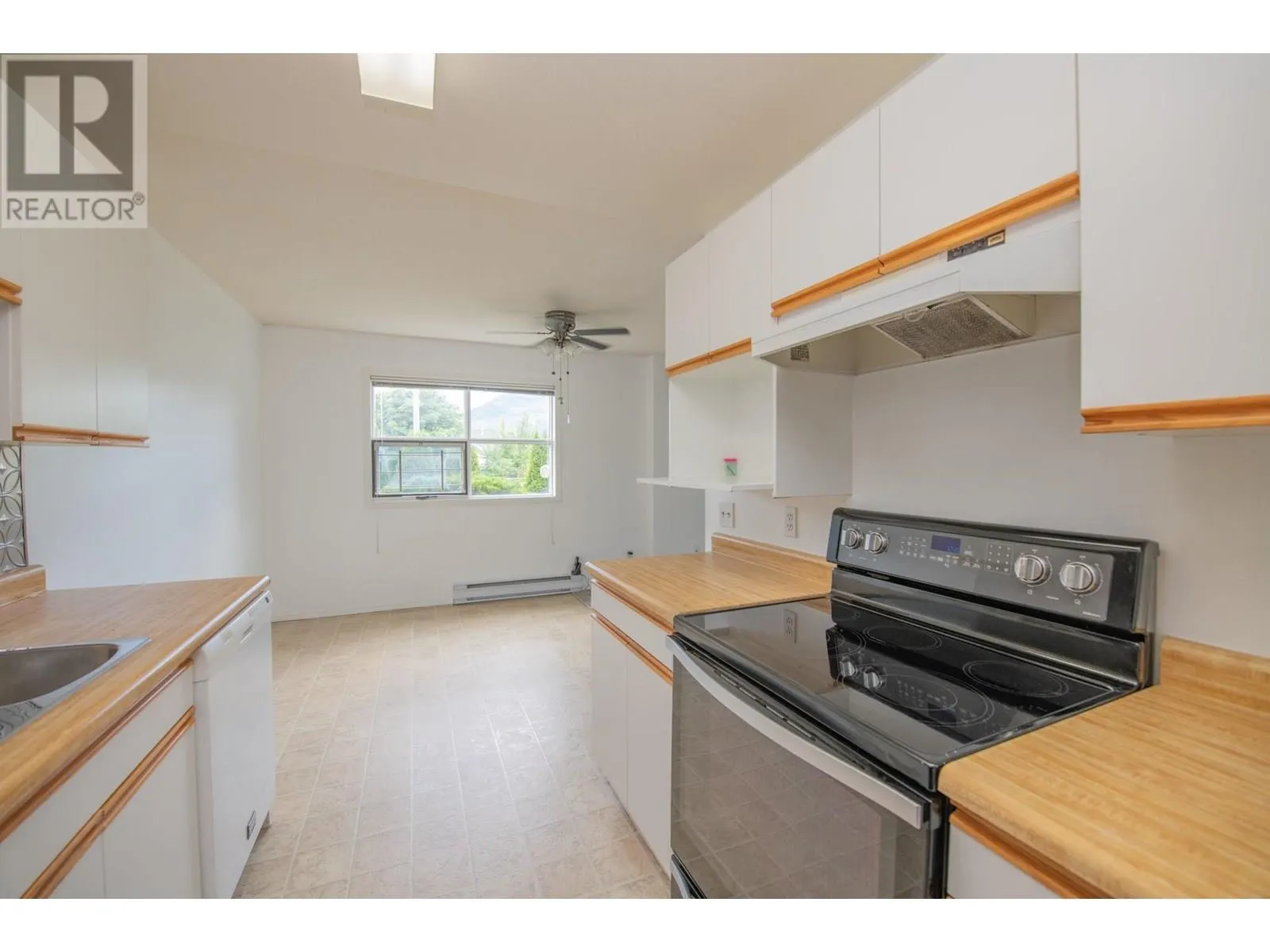 703 Granville Avenue Unit# 103