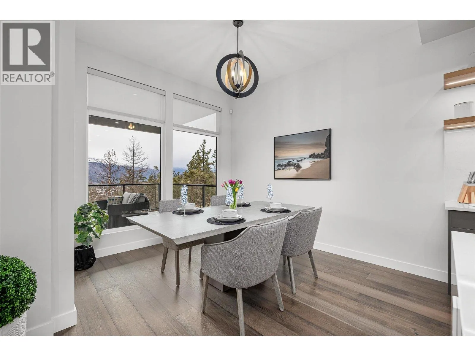 10058 Beacon Hill Drive