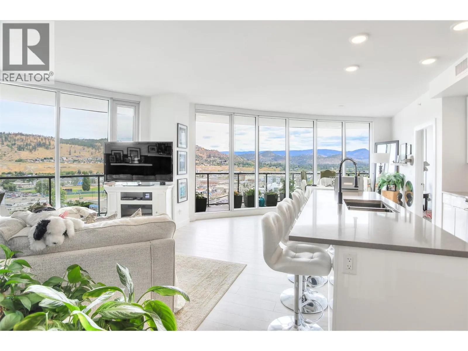 1232 Ellis Street Unit# 1305