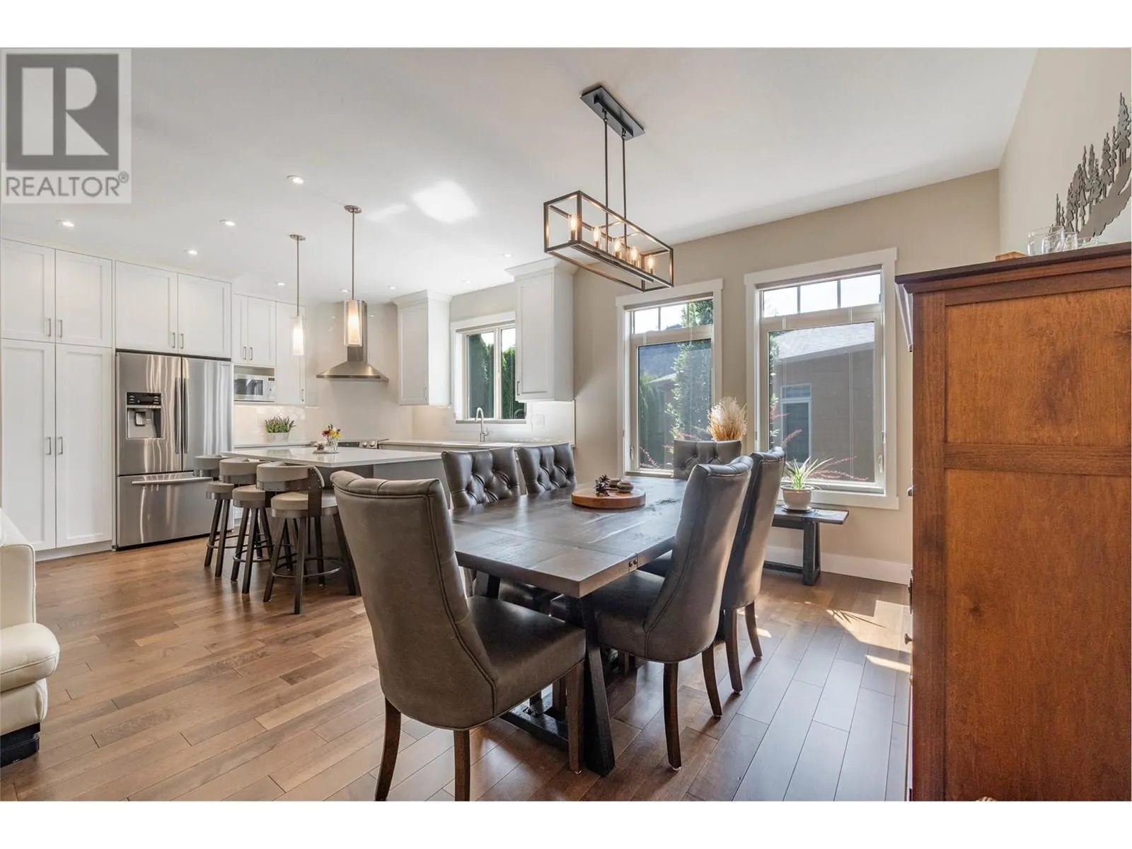 6833 MEADOWS Drive Unit# 24