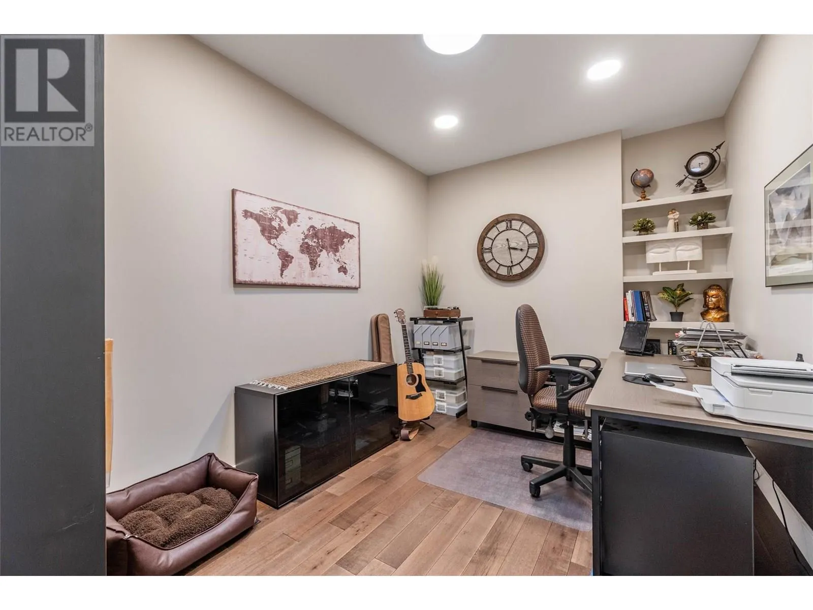 6833 MEADOWS Drive Unit# 24